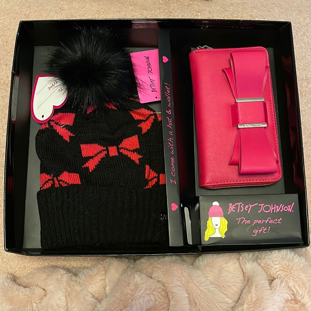 Betsy Johnson gift combo, includes beanie and wallet